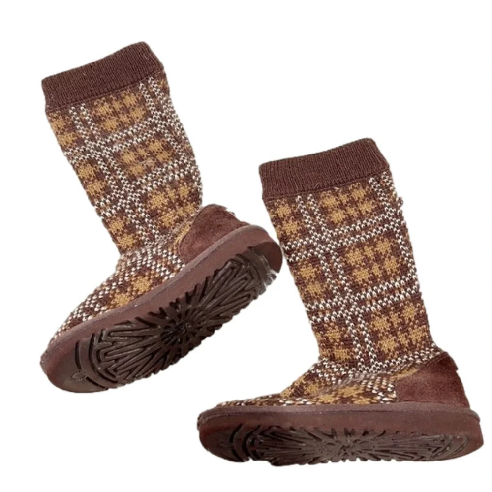UGG Brown Plaid Cardy Cardigan Sweater Boots 12